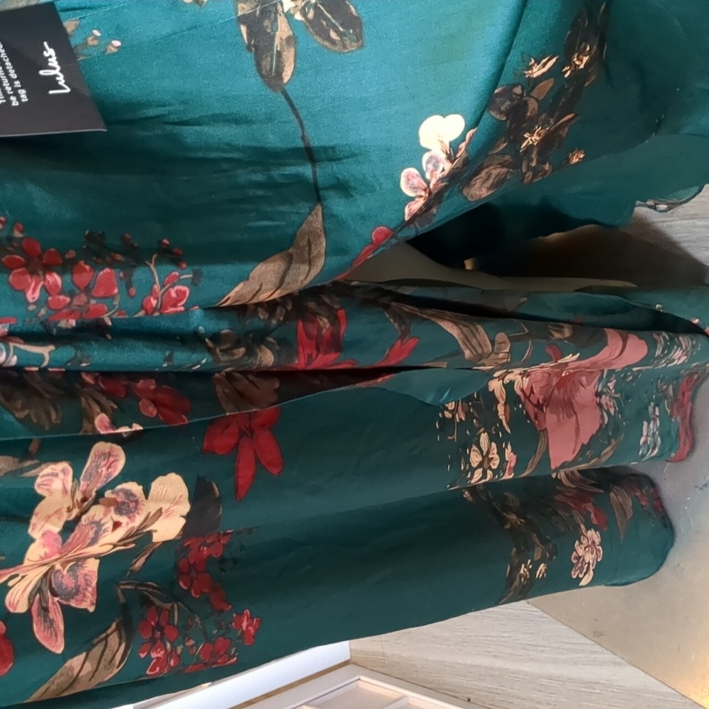 Lulu's Maxi Dress - Picture 3 of 8